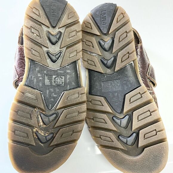 Dr Martens Mens size 11 Sandal shoes - Picture 9 of 9